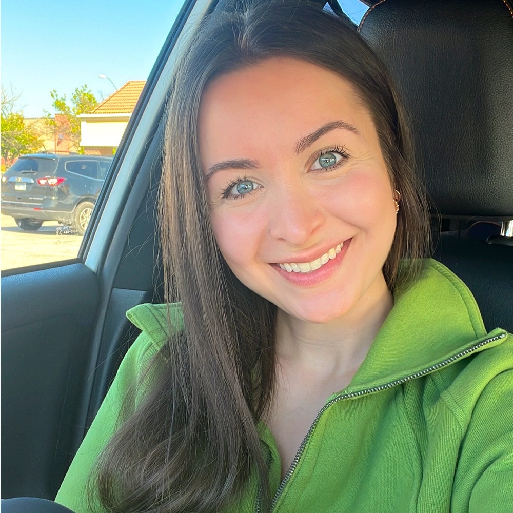 Meet your Posher, Dani